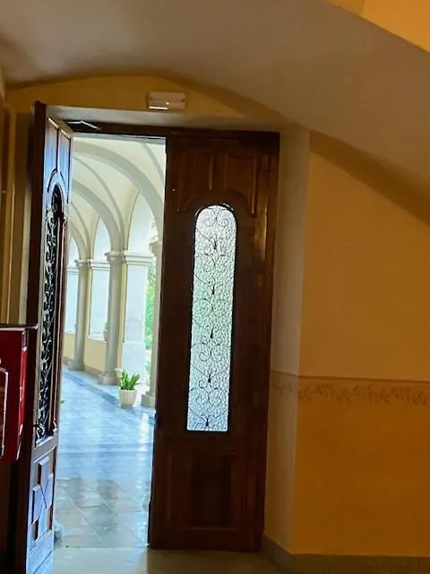 Hotel Residencia Sagrada Familia La Seu d'Urgell España