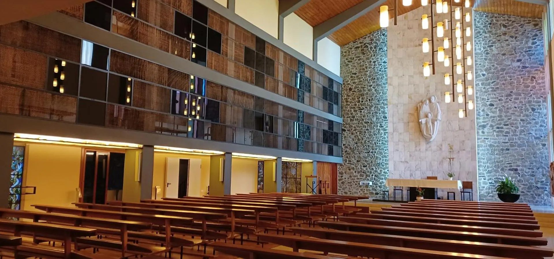 Residencia Sagrada Familia Hotel La Seu d'Urgell Guest house