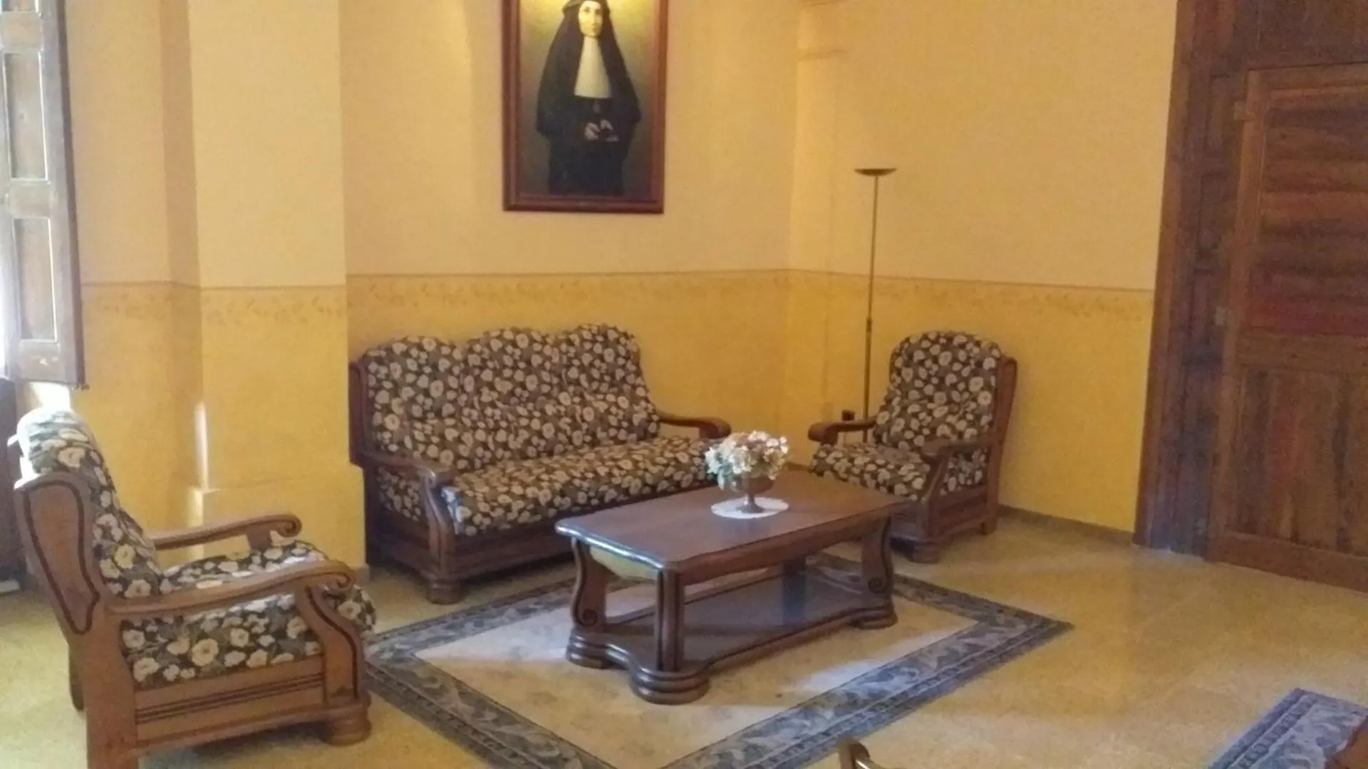 Residencia Sagrada Familia Hotel La Seu d'Urgell